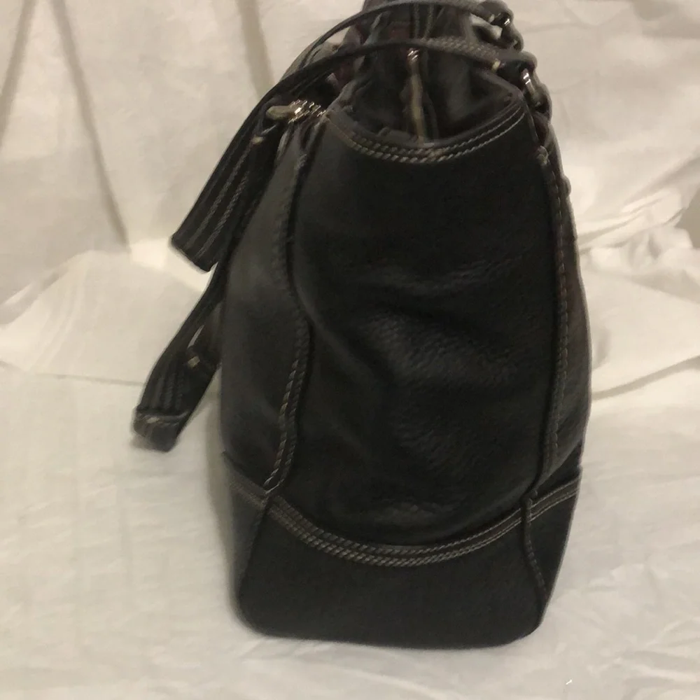 Coach Hamptons Leather Tote Bag - Picture 7 of 13